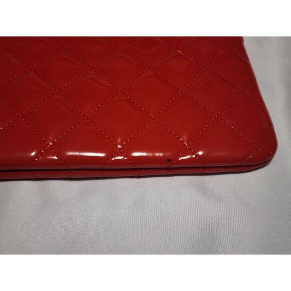 US Based Authentic Chanel Large O Case Clutch Bag Lambskin and Quilted Patent - Picture 5 of 9